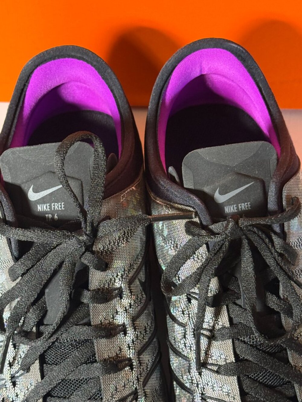 Nike Free TR6 Metallic Silver/Black Women's 9.5 UEC! - Picture 2 of 3